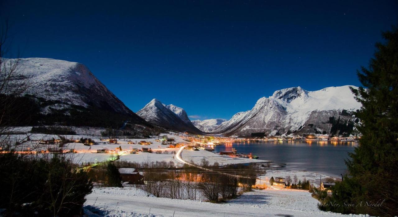 Troll Fjordhytter Syvde 外观 照片